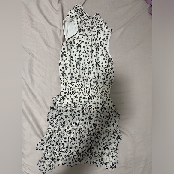 Express Short Dress - Picture 2 of 3